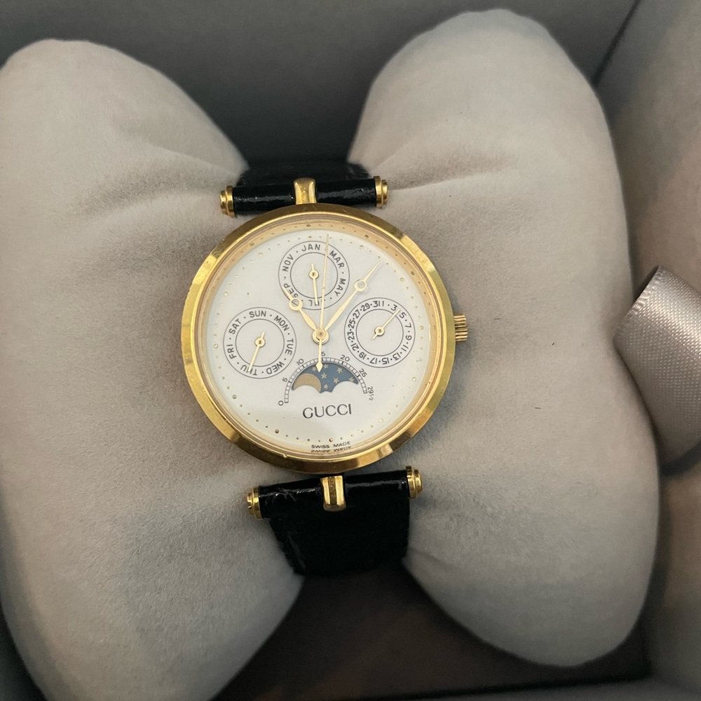 Gucci 2001M Gold Plated Moon Phase Watch